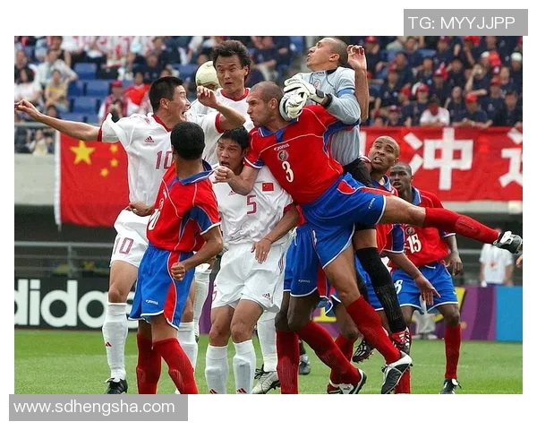 回顾1998年世界杯那些闪耀的足球明星与他们的传奇瞬间